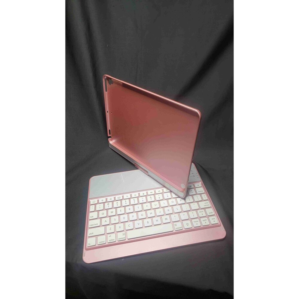 GeneralKeys Metallic Light Pink Detachable Wireless Tablet Keyboard - Picture 4 of 6